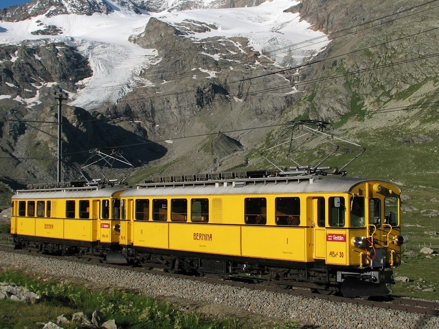Erlebniszug Bernina Glaciers